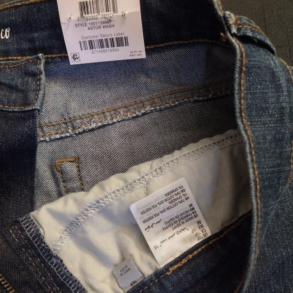 NWT Style & Co Straight Leg  Jeans  Size 16 - Picture 4 of 5